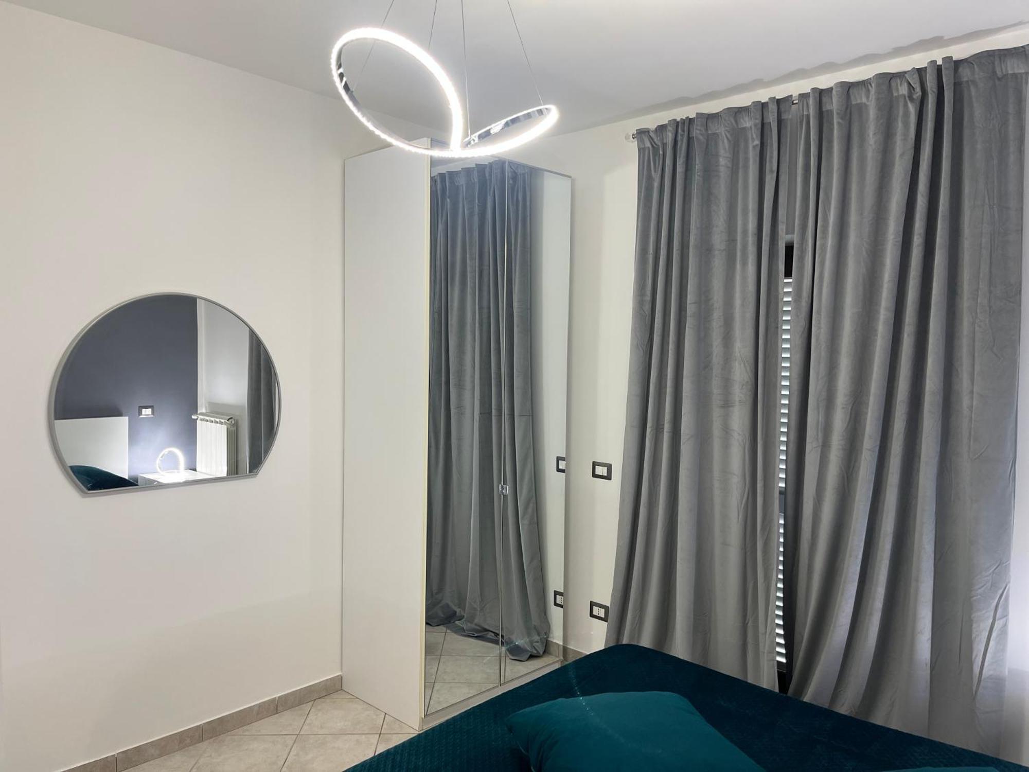 La Perla Del Mare - 9 Minutes From Fco Airport - Free Wifi E Netflix Apartment Fiumicino Luaran gambar