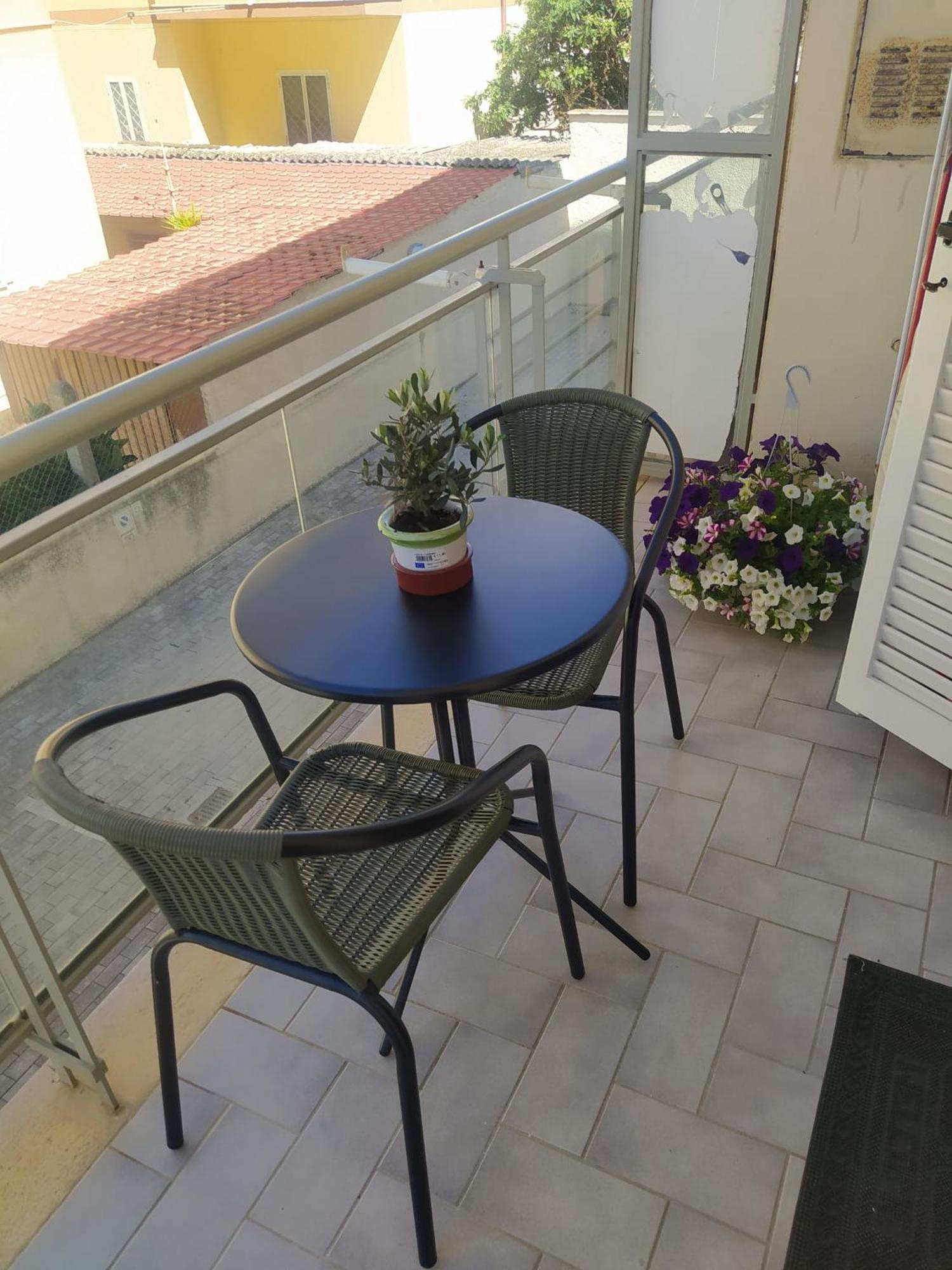 La Perla Del Mare - 9 Minutes From Fco Airport - Free Wifi E Netflix Apartment Fiumicino Luaran gambar