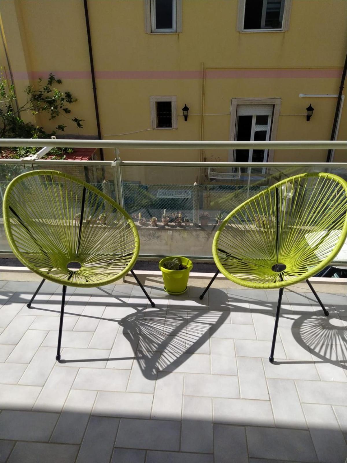 La Perla Del Mare - 9 Minutes From Fco Airport - Free Wifi E Netflix Apartment Fiumicino Luaran gambar
